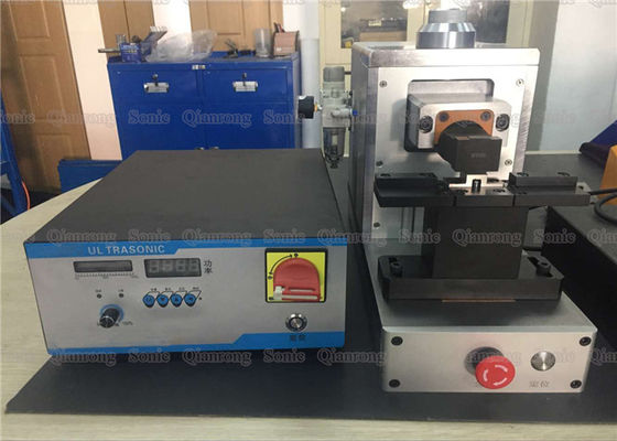 Metalowe lutowanie ultradźwiękowe 380 V do spawania terminali i drutów miedzianych 0,05 - 0,9 MPa